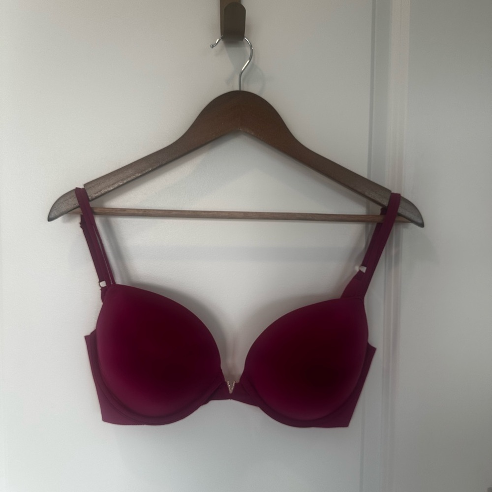 Victoria Secret Women's Smooth Push Up Underwire Raspberry Bra 36D